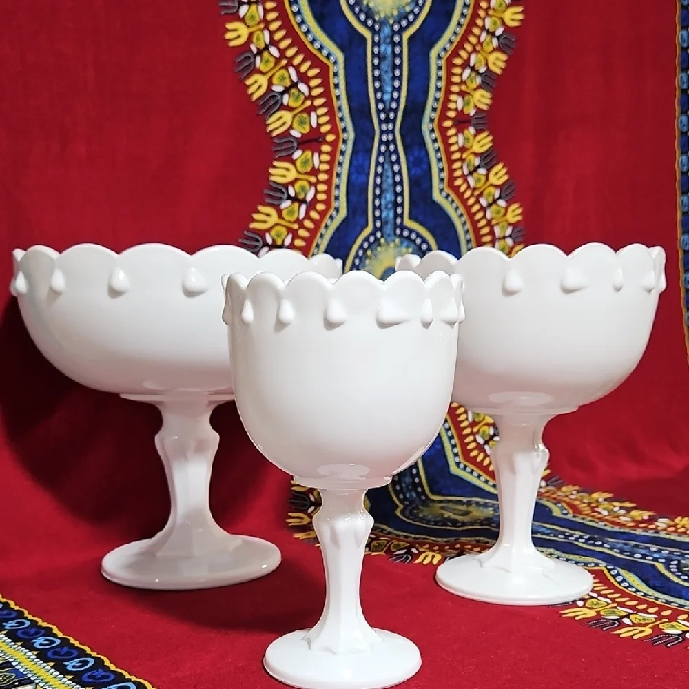 VTG Indiana Milk Glass Graduated Teardrop Compotes COLLECTOR SET OF 3 Wedding